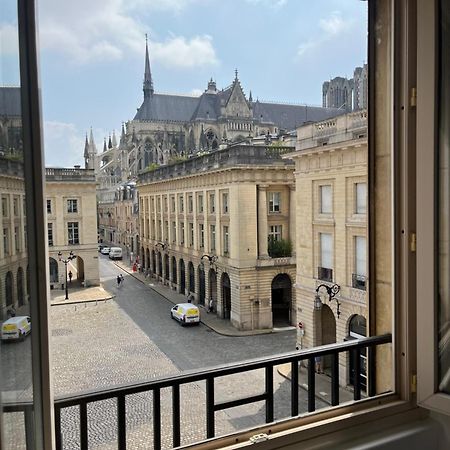 Royal Home, Hypercentre Reims Avec Vue Cathedrale Luaran gambar